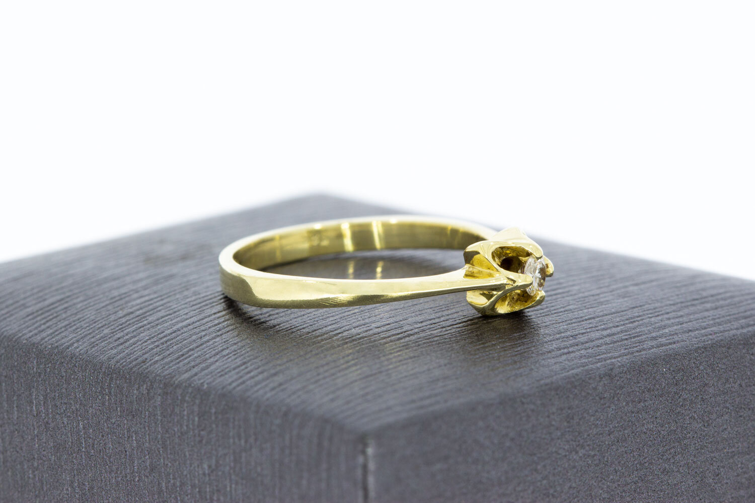 Diamantring aus 14 Karat Gold - 17 mm