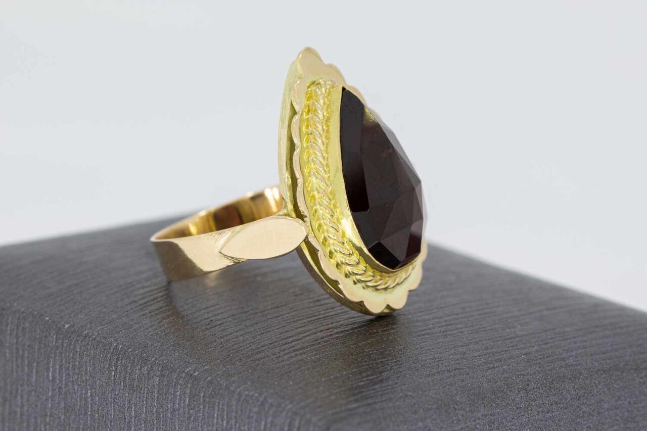 14 Karat Goldene Retro Ring mit Granat - 17,5 mm