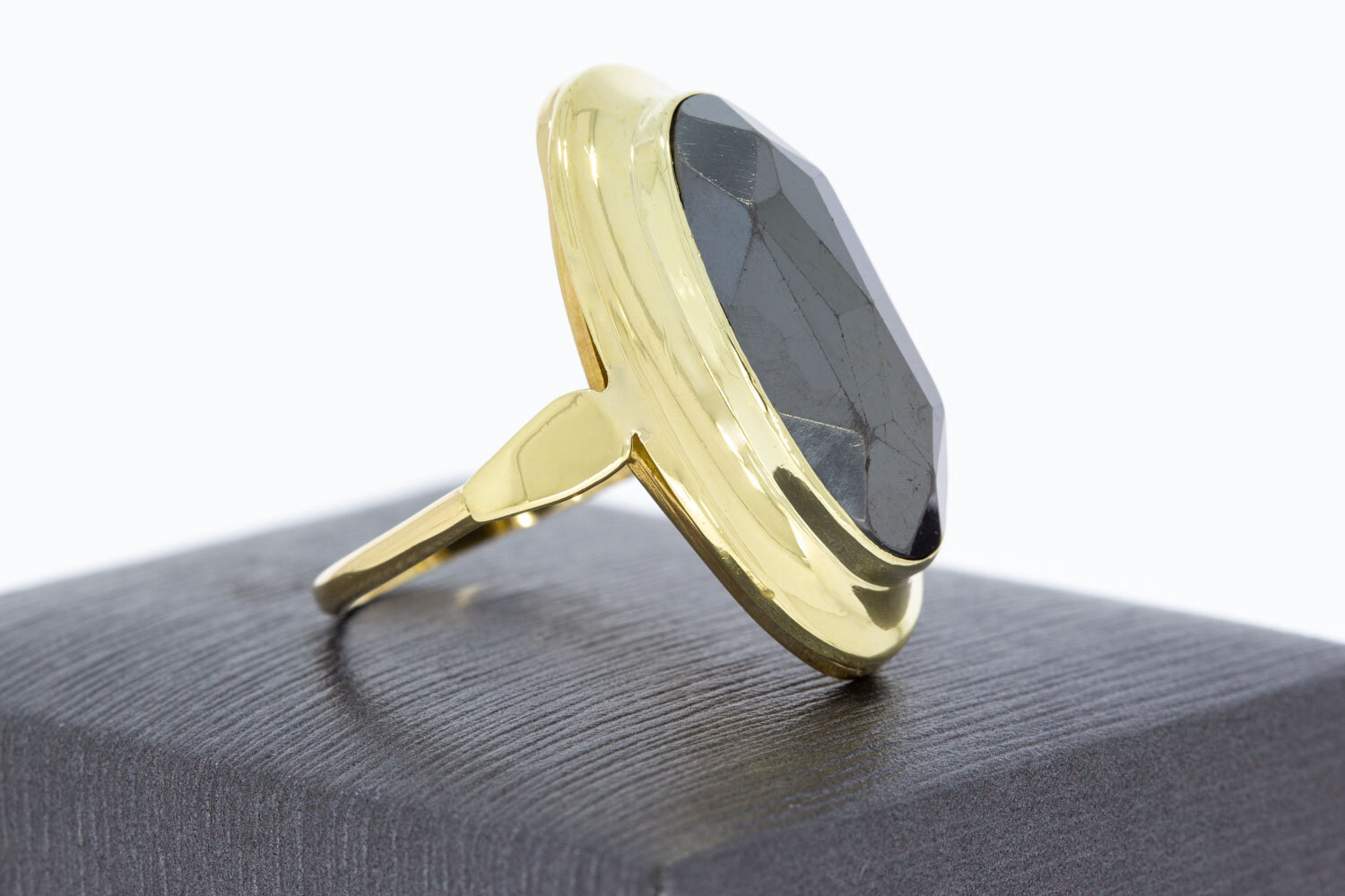 Hämatit Ring 14 Karat Gold - 18,9 mm