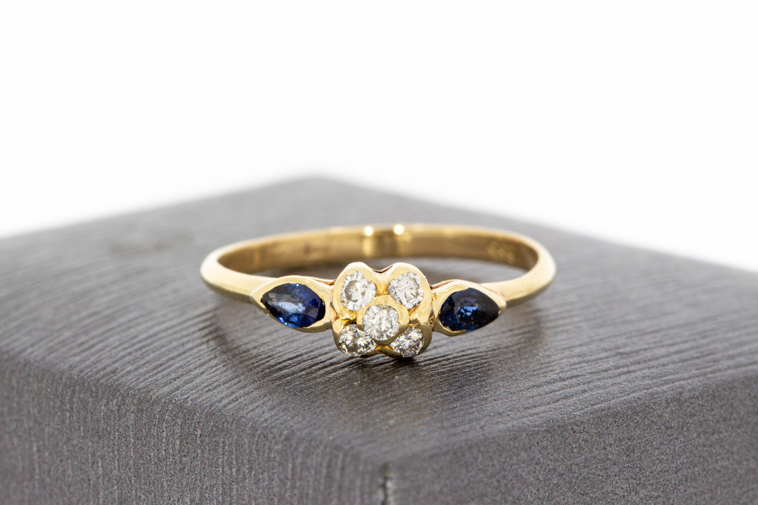 Entourage Ring 14 Karat Gold mit Saphir und Diamant-17,3 mm