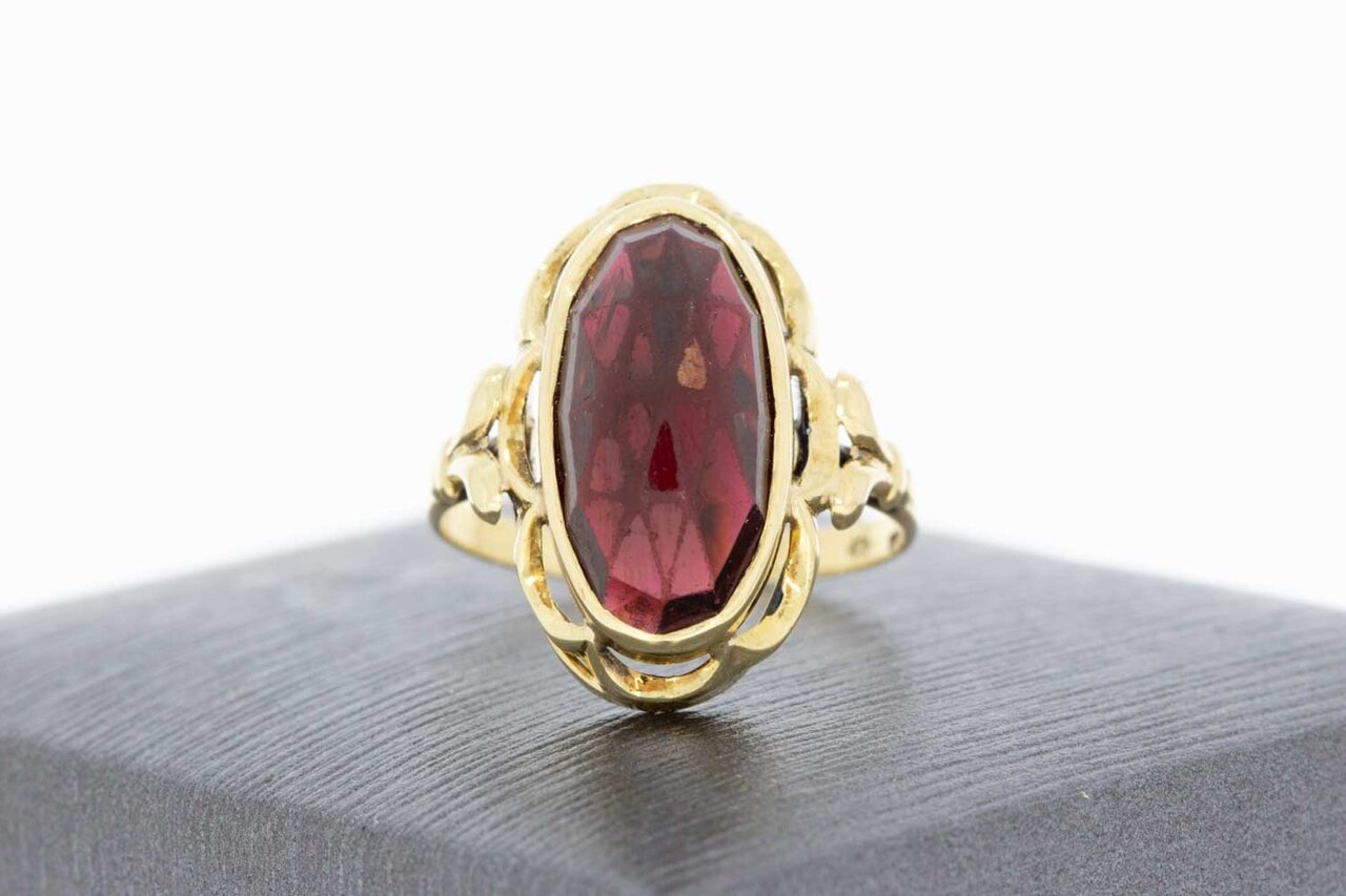 14 Karat Goldene Vintage Ring mit Granat - 16,7