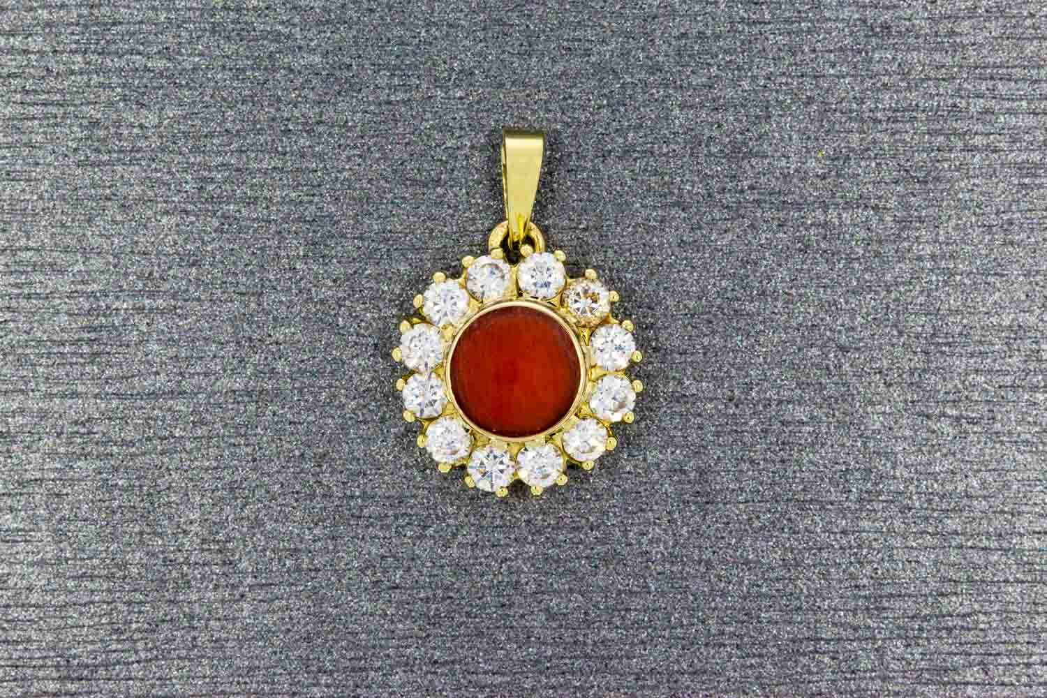 Vintage Rote Koralle Anhänger 14 Karat Gold - 1,5 cm