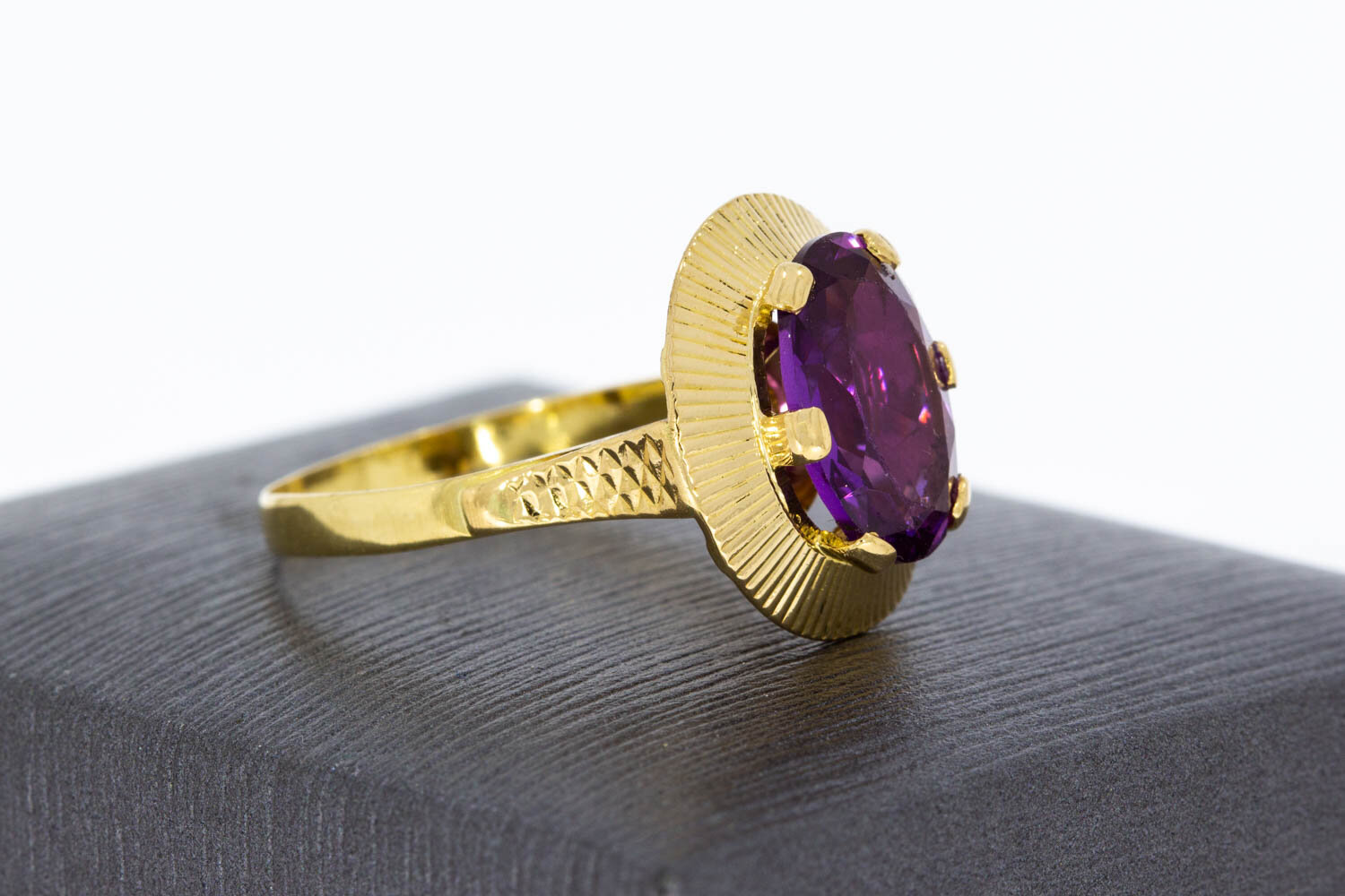 Vintage Ring 18 Karat Gold mit Amethyst - 18,1 mm