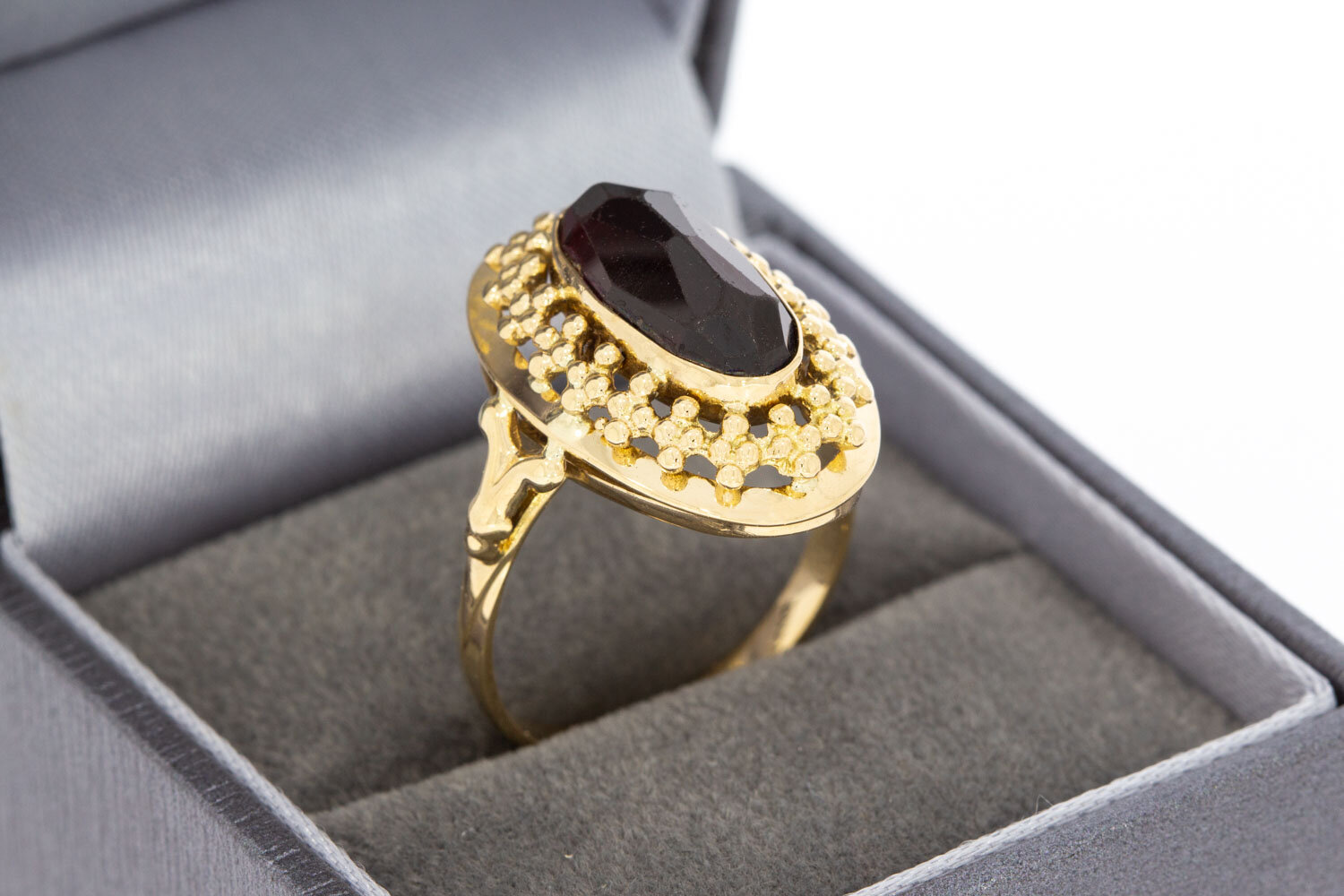 Vintage Granatring 14 Karat Gold - 17,9 mm