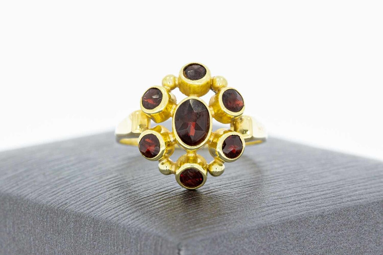 14 Karat Gold Vintage Granatring - 17 mm