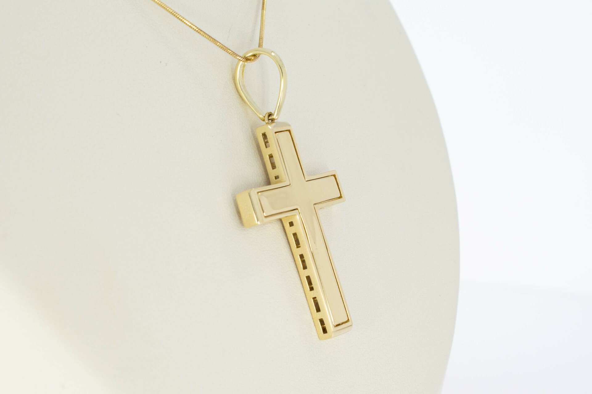 Kreuz 14 Karat Gold - Länge 4,2 cm