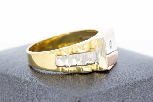 18 Karat tricolor Gold Siegelring mit bearbeitete Schultern