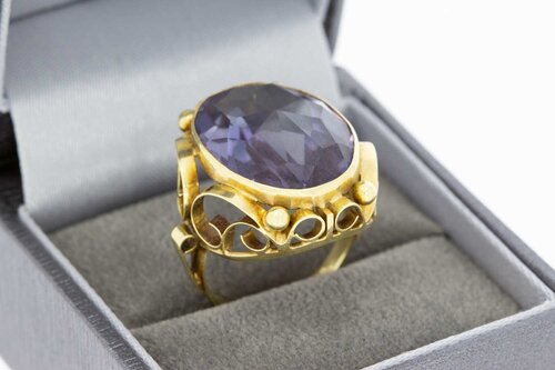 14 Karat Gelbgold Marquis Ring mit Amethyst