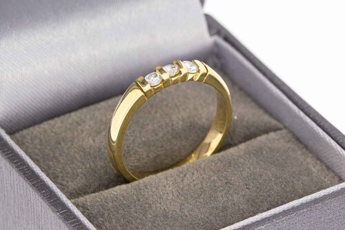 14 Karat Goldene Reihen Ring mit Diamant - 17,5 mm