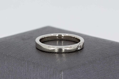 Solitärring aus 18 Karat Weißgold mit Diamant - 16,1 mm